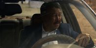 Infiniti – Askarev (Erken Gubashev) steht unter Druck von ganz oben. Scheinbar hat jemand ein Interesse daran, dass der Fall zu den Akten gelegt wird.