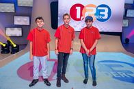 1, 2 oder 3 – Die Schüler der Main-Schule aus Frankfurt am Main spielen heute für Russland.