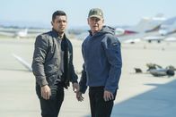 Navy CIS – Nick Torres (Wilmer Valderrama, l.); Leroy Jethro Gibbs (Mark Harmon, r.)