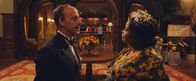 Hexen hexen – Mr Stringer (Stanley Tucci, l.); Großmutter (Octavia Spencer, r.)