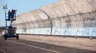 Universum: Extrem! – Dreharbeiten bei der Solaranlage in Yuma, USA.