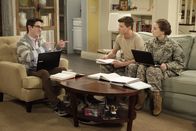 Last Man Standing – Seltsame Kombination: Andrew (Zachary Gordon, l.), Justin (Tye Sheridan, M.) und Eve (Kaitlyn Dever, r.) sind nur selten alle zusammen in einem Raum ...