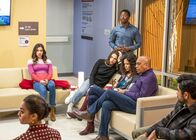 God Friended Me – (v.li.): Shazi Raja (Jaya), Kara Royster (Emily), Brandon Micheal Hall (Miles Finer), Violett Beane (Cara), Erica Gimpel (Trish), Joe Morton (Arthur Finer), Suraj Sharma (Rakesh).
