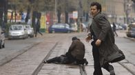 The International – Louis Salinger (Clive Owen)