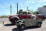 Shipping Wars - Die Transporter – Die coolen Retroautos wurden für ein Event als Ausstellungsstücke gebucht, doch sie müssen innerhalb eines Tages da sein. Ob das wohl mit nur einer Tour zu schaffen ist?