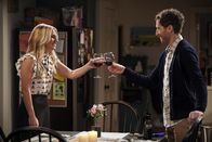 B Positive – Gina Dabrowski (Annaleigh Ashford, l.); Drew Dunbar (Thomas Middleditch, r.)