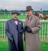 Agatha Christie's Poirot – v.li.: David Suchet (Hercule Poirot), Hugh Fraser (Captain Hastings).