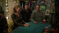 Workaholics – Laura (Caroline Rich, l.), Adam DeMamp (Adam Devine, m.)