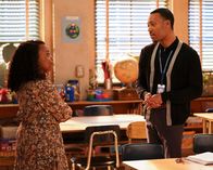 Abbott Elementary – Janine Teagues (Quinta Brunson), Gregory Eddie (Tyler James Williams)