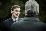 Der junge Inspektor Morse – Zwischen den Ermittlern Endeavour Morse (Shaun Evans, l.) und Fred Thursday (Roger Allam, r.) gibt es ständig Streit. Das Detective-Team ist davon nicht begeistert.