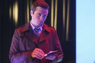 Castle – Die Ermittlungsarbeiten machen Kevin Ryan (Seamus Dever) diesmal besonders viel Spaß, denn er verhört die Kandidatinnen eines Schönheitswettbewerbes.