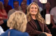 Kölner Treff – Susan Link (vorn) im Gespräch mit Nathalie Pohl (31 J.), die als erste deutsche Frau die "Oceans‑Seven" durchschwommen hat - also alle sieben Meerengen der Welt.