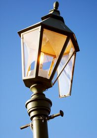 111 – Broken hooligans street lamp.