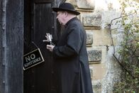 Father Brown – Father Brown (Mark Williams) will Rubys Mörder finden, auch wenn er dafür Grenzen überschreiten muss. Bei seiner Suche stößt er jedoch auf ein weiteres Geheimnis.