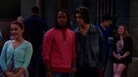 Victorious – L-R: Cat Valentine (Ariana Grande), André Harris (Leon Thomas III), Beck Oliver (Avan Jogia)