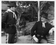 Rio Lobo – Col. Cord McNally (John Wayne, r.)