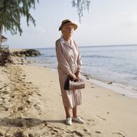 Miss Marple – Miss Marple (Joan Hickson).