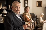 Tatort – Die Befragung von Martina Baumann (Daniela Wutte) durch Freddy Schenk (Dietmar Bär) geht weiter.