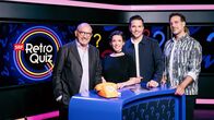 SRF Retro Quiz – v.li.: Bernard Thurnheer, Gülsha Adilji, Moderator Sven Epiney und Tom Gisler im SRF Retro Quiz