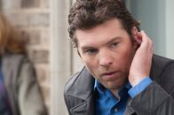 Ein Riskanter Plan – Nick Cassidy (Sam Worthington) war einst ein erfolgreicher Cop mit einem nahezu perfekten Leben. Doch plötzlich findet er sich im Gefängnis wieder, für ein Verbrechen, das er gar nicht begangen hat ...