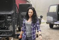MacGyver – Riley Davis (Tristin Mays)
