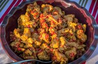 Zu Tisch ... – Chilindrón - ein Lammfleisch-Ragout mit Paprika und Espelette-Chili