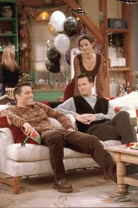 Friends – (v.l.n.r.) Joey Tribbiani (Matt LeBlanc); Chandler Bing (Matthew Perry); Monica Geller (Courteney Cox)