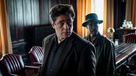 No Sudden Move – No Sudden Move Kollegen aus alter Zeit: Benicio Del Torro als Roland Russo, Don Cheadle als Curt Goynes Copyright: SRF/Warner Bros. Ent.