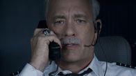 Sully – Entscheidet sich für eine kritische Notlandung im Hudson: Tom Hanks als Chesley 'Sully' Sullenberger