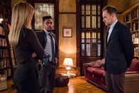 Elementary – (v.l.n.r.) Joan Watson (Lucy Liu); Detective Marcus Bell (Jon Michael Hill); Sherlock Holmes (Jonny Lee Miller)