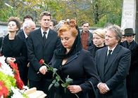 Vier Frauen und ein Todesfall – Do, 24.07., 13:05 Uhr