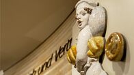 Aus dem Rahmen – Exponat im Paneum.