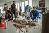 SOKO München – Die SOKOs am Tatort: Dominik Morgenstern (Joscha Kiefer, l.), Resi Schwaiger (Mersiha Husagic, m.) und Dr. Weissenböck (Florian Odendahl, r.).