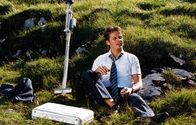 Stürmisch verliebt – Als der Wintertotal verrückt spielt und an Weihnachten hochsommerliche Temperaturen herrschen, wird der erfolglose Wetter-Versicherungsmakler Robert (Roman Knizka) auf eine Bergalm zwecks Abschluss einer Regen-Versicherung geschickt. Das kann ja nicht gut gehen ...