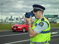 Police Force - Einsatz in Neuseeland – Polizist