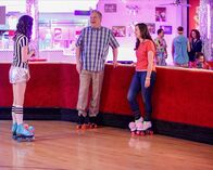 The Goldbergs – L-R: Carla (Alex Jennings), Murray Goldberg (Jeff Garlin), Erica Goldberg (Hayley Orrantia)