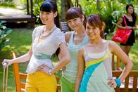 Emm@s Ch@troom – V.l.: Chelsea (Chervil Tan),Carla (Veracia Yong) und Sophie (Iris Lim).