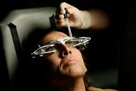 Next – Cris Johnson (Nicolas Cage), ein Zauberer aus Las Vegas, hat eine besondere Gabe, die ein Segen und Fluch zugleich ist: Er kann voraussagen, was als Nächstes geschieht. Dieses Talent hat ihm schon beim Blackjack geholfen, und soll jetzt auch dem FBI dienlich sein ...
