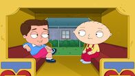 Family Guy – Doug Whitty (l.); Stewie Griffin (r.)