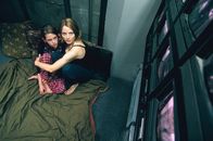 Panic Room – Sarah Altman (Kristen Stewart), Meg Altman (Jodie Foster)