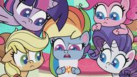 My Little Pony - Pony Life – L-R, neider: Applejack, Rainbow Dash, Rarity; über: Twilight Sparkle, Pinkie Pie