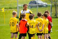 Hubert und Staller – Hubert (Christian Tramitz) springt als Fußballtrainer ein. Ob das gut gehen kann?