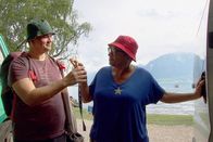 Signes – Signes Mit Fàbio im Theatercamp Marielle zeigt Fàbio seinen Schlafplatz