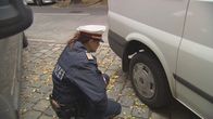 Wachzimmer Ottakring – Kontrollinspektorin Karin geht dem Autoeinbruch auf den Grund