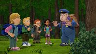 Feuerwehrmann Sam – Sarah, James, Norman und Mandy verirren sich mit Gareth im Wald.