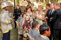 Modern Family – Sarah Hyland (Haley Dunphy), Julie Bowen (Claire Dunphy), Eric Stonestreet (Cameron Tucker), Jesse Tyler Ferguson (Mitchell Pritchett).
