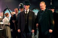 Murdoch Mysteries – Constable Crabtree (Jonny Harris), Detective Murdoch (Yannick Bisson) und Inspector Brackenreid (Thomas Craig).