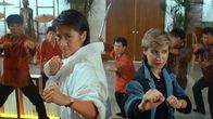 Ultra Force 2 – Vorne, v.li.: Inspector Ng (Michelle Yeoh), Inspector Carrie Morris (Cynthia Rothrock)