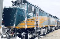 Mit dem Zug ... – Verschneite Lok des Zuges "The Canadian" bei der Ankunft in Winnipeg, der Hauptstadt der kanadischen Provinz Manitoba.