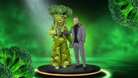 The Masked Singer – Titel: The Masked Singer; Person: Der Brokkoli; Matthias Opdenhövel; Copyright: ProSieben/Willi Weber; Fotograf: Willi Weber; Dateiname: 2547104.jpg; Rechtehinweis: Dieses Bild darf bis eine Woche nach Ausstrahlung honorarfrei fuer redaktionelle Zwecke und nur im Rahmen der Programmankuendigung verwendet werden. Spaetere Veroeffentlichungen sind nur nach Ruecksprache und ausdruecklicher Genehmigung der Seven.One Entertainment Group GmbH moeglich. Nicht fuer EPG! Verwendung nur mit vollstaendigem Copyrightvermerk. Das Foto darf nicht veraendert, bearbeitet und nur im Ganzen verwendet werden. Es darf nicht archiviert werden. Es darf nicht an Dritte weitergeleitet werden. Aneinanderreihung/Zusammenlegung/Kopplung von Bildern zum Zweck der Erstellung von Slide-Shows o.ä. nicht gestattet; Verbindung/Einfügen/Anfügen von Werbung nicht gestattet. Bei Fragen: foto@seven.one Voraussetzung fuer die Verwendung dieser Programmdaten ist die Zustimmung zu den Allgemeinen Geschaeftsbedingungen der Presselounges der Sender der Seven.One Entertainment Group GmbH.